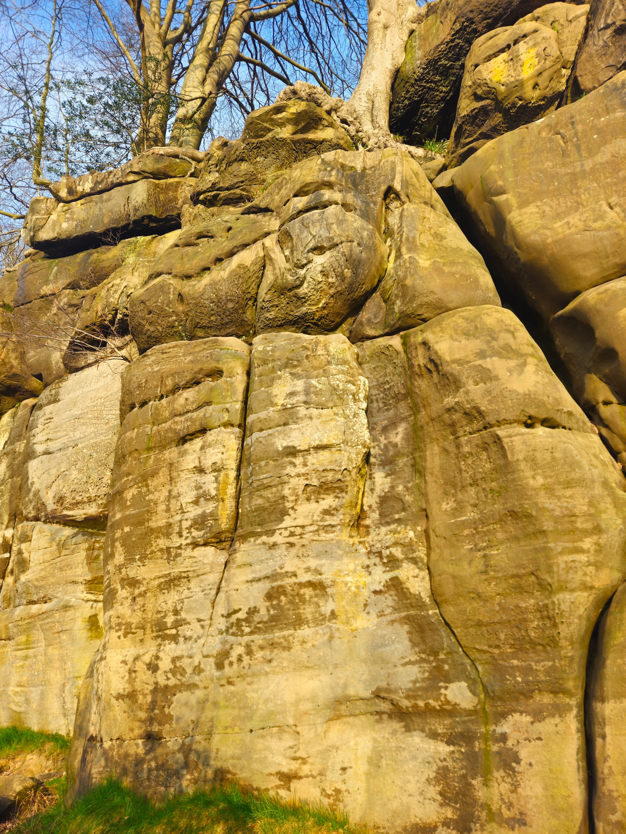 Spout Buttress topo preview